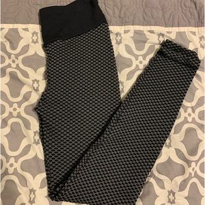Black/Dark Grey “TikTok” Leggings (medium)